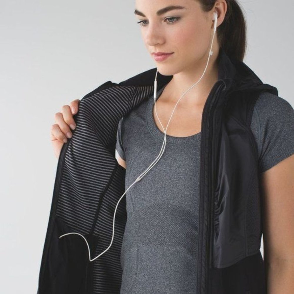Lululemon Kanto Catch Me Vest Black - Picture 10 of 14